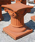 Capitelli in terracotta