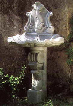 Fontana a muro in resina