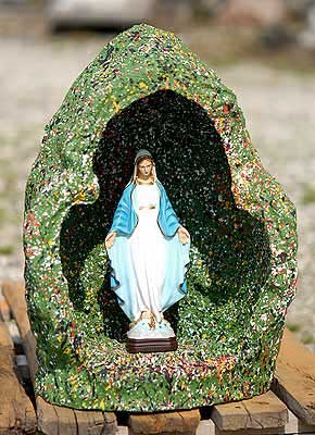 Grotta per Madonna